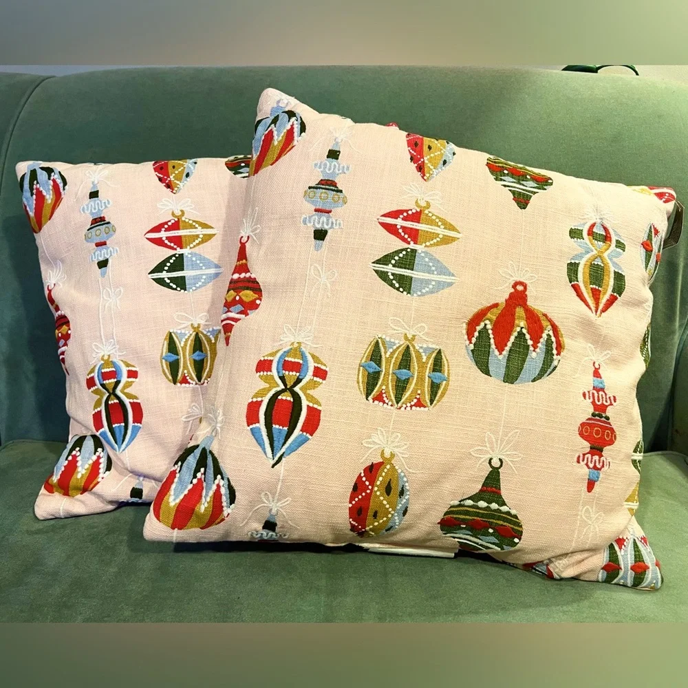 NWT 2 Embroidered Vintage MCM Ornament Square Christmas Holiday Throw Pillow 18”